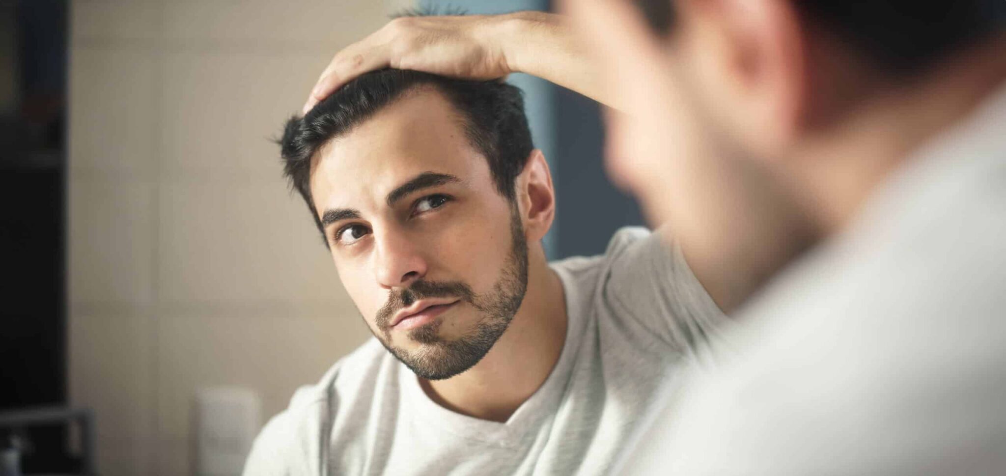 Wichtige Hinweise nach der Haartransplantation – richtige Pflege, Schonung der Kopfhaut und Vermeidung von Krustenbildung