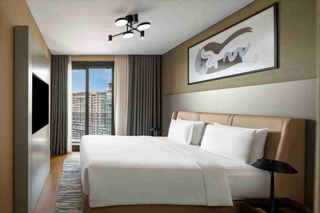 Ein Zimmer im Radisson Residences Vadistanbul Hotel